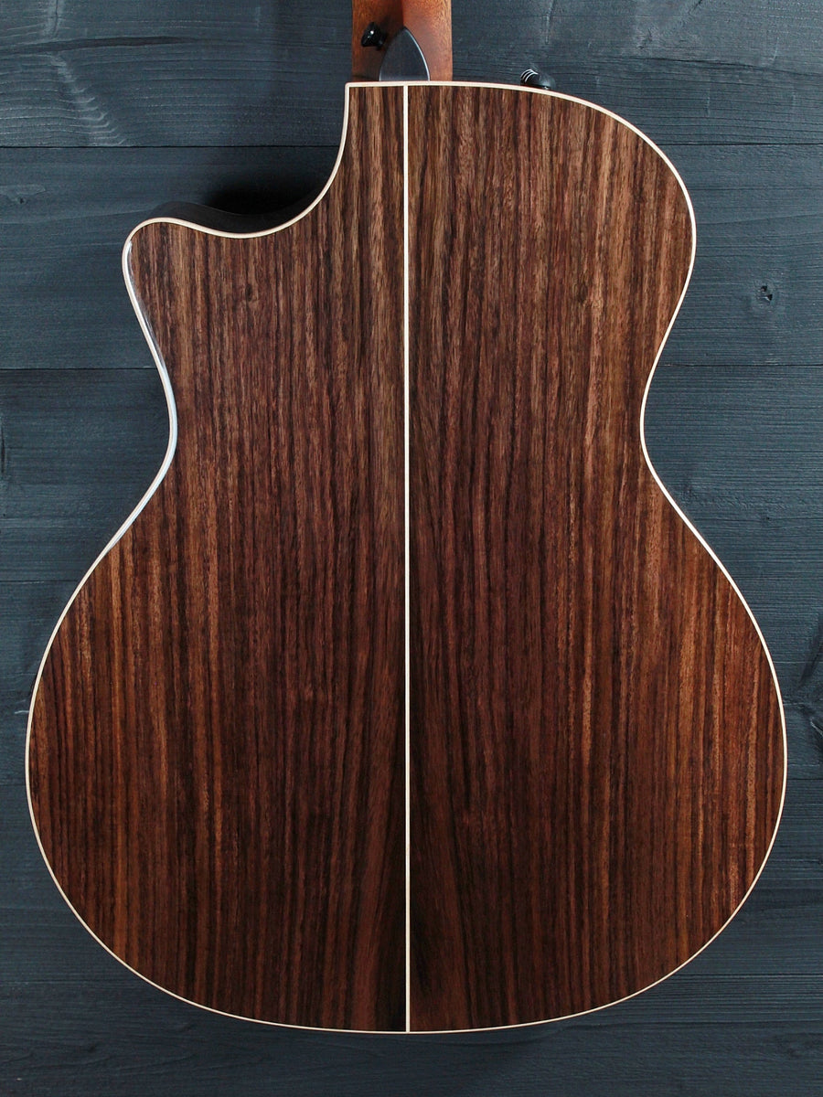 Taylor 814ce SB 111/16" Nut Width Sunburst / VClass Tobias Music