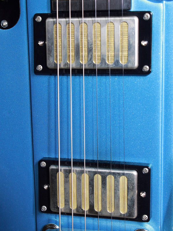 Eastman Juliet LA Celestine Blue Electric Solidbody Guitar