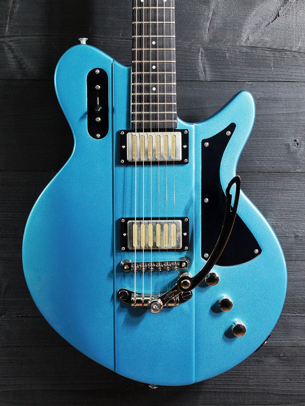 Eastman Juliet LA Celestine Blue Electric Solidbody Guitar