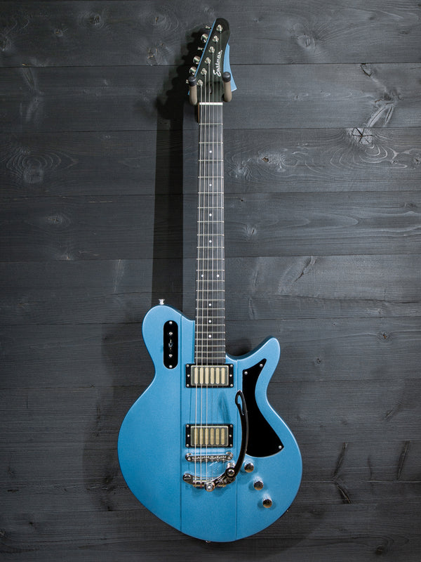 Eastman Juliet LA Celestine Blue Electric Solidbody Guitar