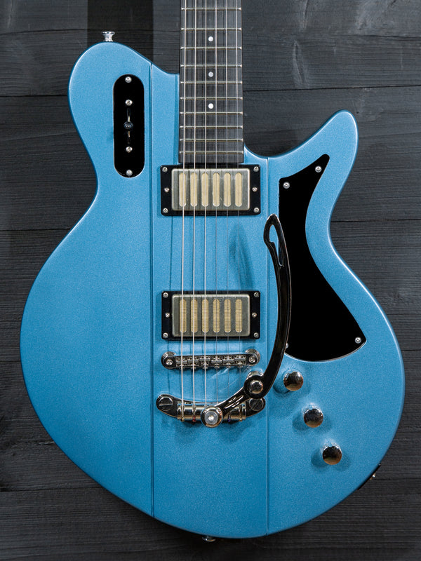 Eastman Juliet LA Celestine Blue Electric Solidbody Guitar