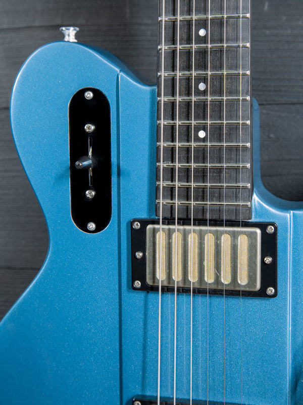 Eastman Juliet LA Celestine Blue Electric Solidbody Guitar