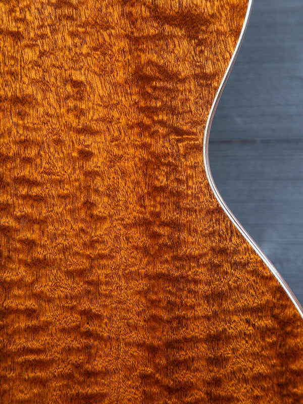 Eastman L-OMCE-QS Luthier Series Quilted Sapele / European Spruce w/ Cutaway+Electronics