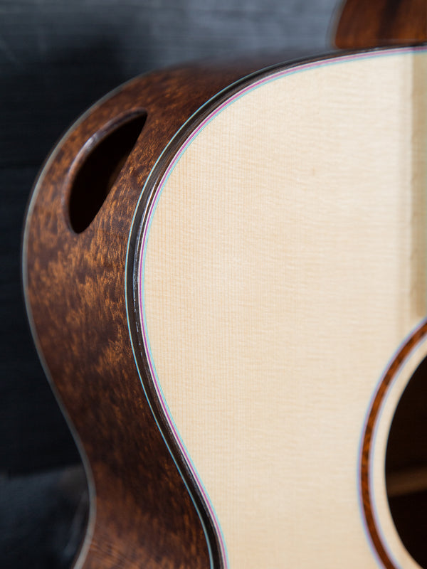 Eastman L-OMCE-QS Luthier Series Quilted Sapele / European Spruce w/ Cutaway+Electronics