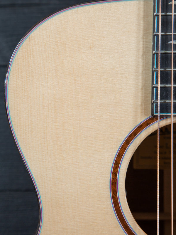 Eastman L-OMCE-QS Luthier Series Quilted Sapele / European Spruce w/ Cutaway+Electronics