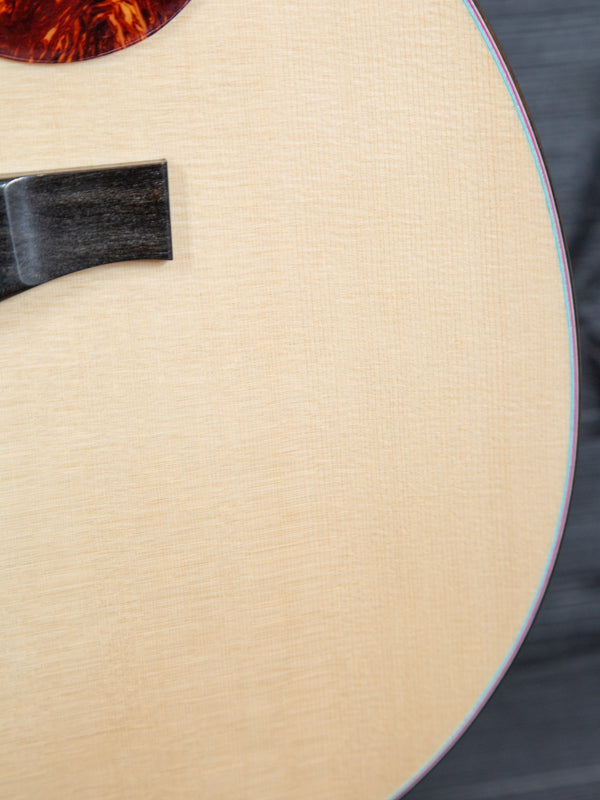 Eastman L-OMCE-QS Luthier Series Quilted Sapele / European Spruce w/ Cutaway+Electronics