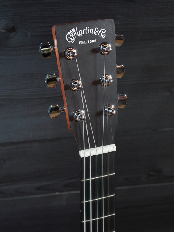 Martin DJr-10E  Dreadnought Junior - Solid Wood Acoustic-Electric Guitar