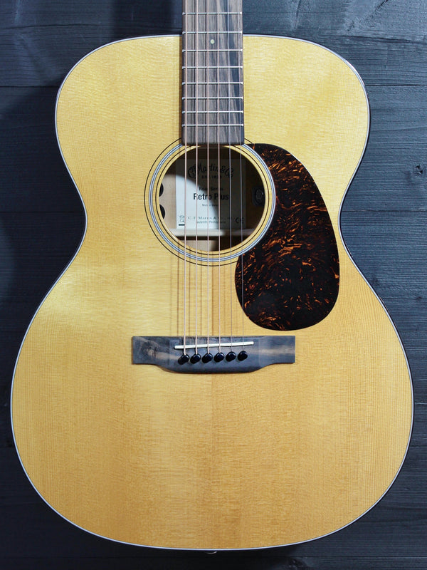 Martin Guitar 000E-Retro Plus Mahogany Solid Wood Acoustic-Electric Guitar