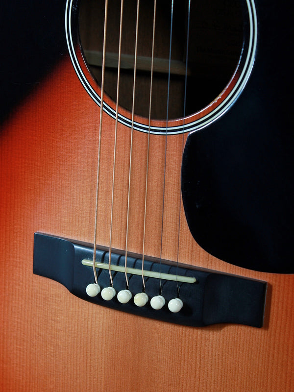 Pre-Owned Martin CEO 4 Slope Shoulder Dreadnought c.2002 w/ Amulet Stereo Pickup