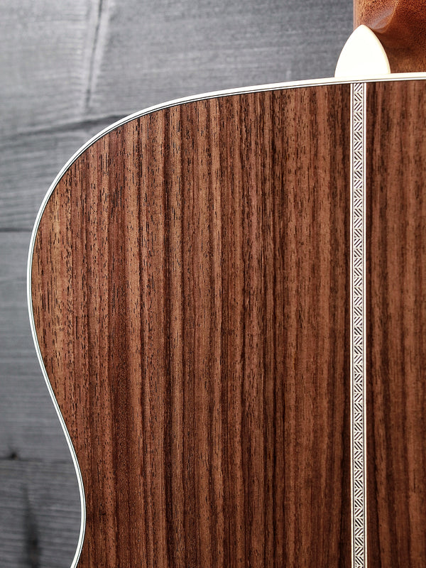 Martin 000-EC 30th Anniversary Eric Clapton Acoustic Guitar Limited