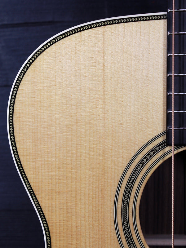 Martin 000-EC 30th Anniversary Eric Clapton Acoustic Guitar Limited