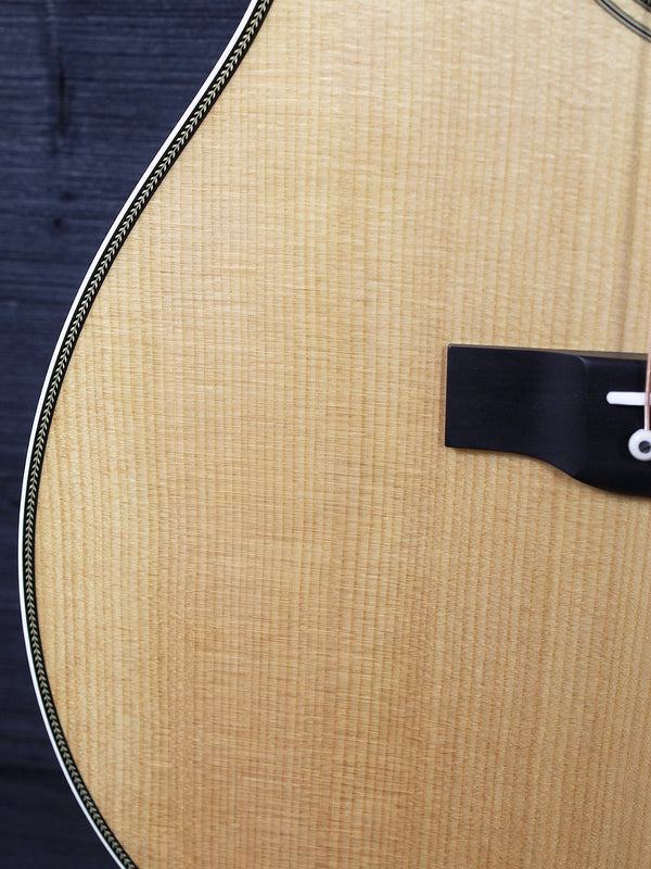 Martin 000-EC 30th Anniversary Eric Clapton Acoustic Guitar Limited