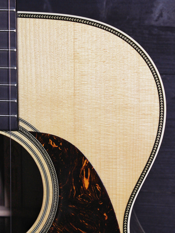 Martin 000-EC 30th Anniversary Eric Clapton Acoustic Guitar Limited