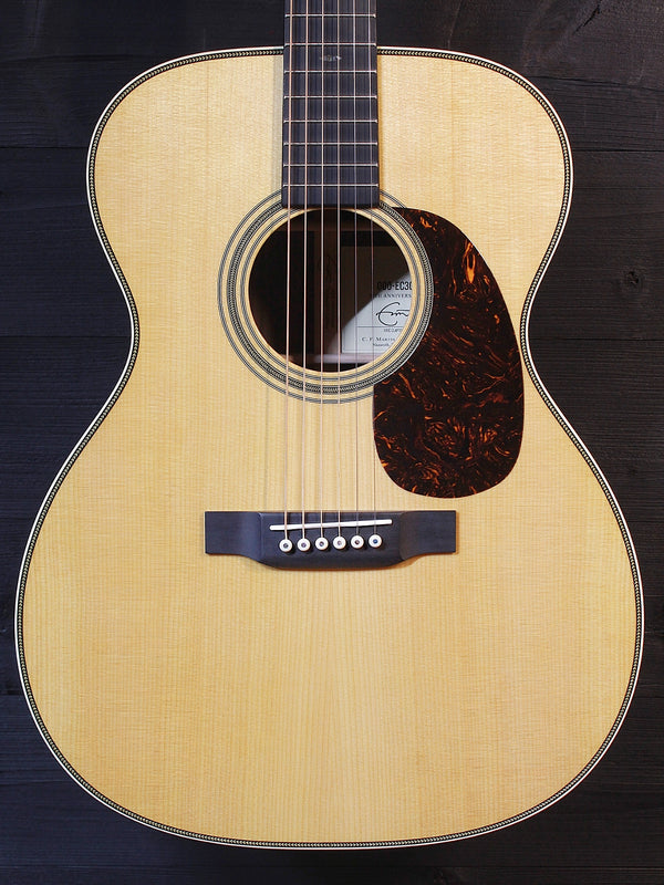 Martin 000-EC 30th Anniversary Eric Clapton Acoustic Guitar Limited