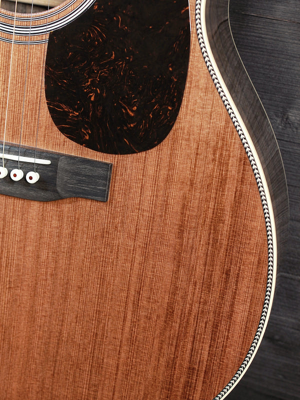 Martin Guitars Custom Shop Expert 000 14-Fret Ziricote / Sinker Redwood Exclusive