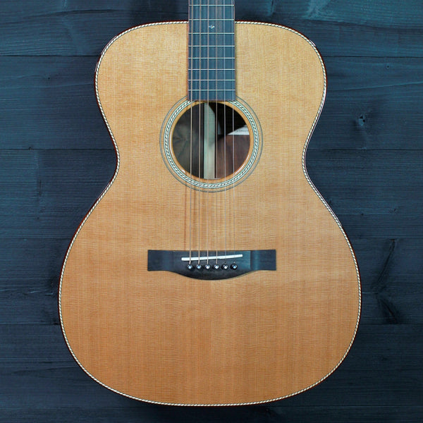 Santa Cruz Guitar Custom OM Walnut / Cedar Acoustic
