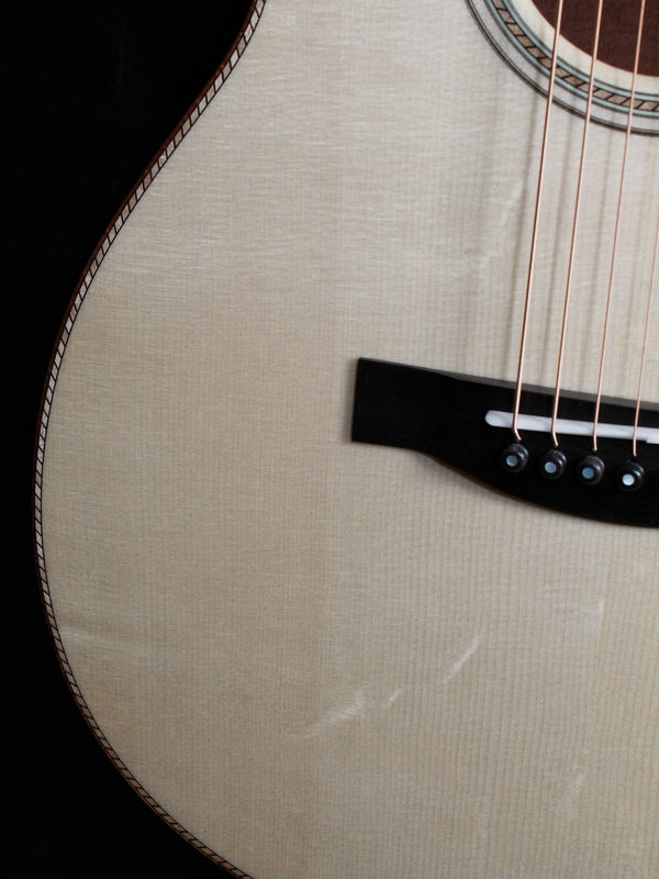 Santa Cruz Guitar Company Custom OM Quilted Sapele / Moon Spruce