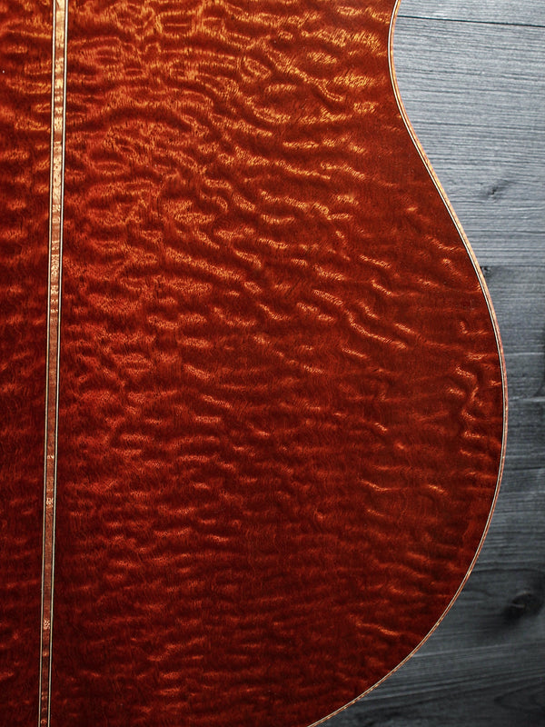Santa Cruz Guitar Company Custom OM Quilted Sapele / Moon Spruce