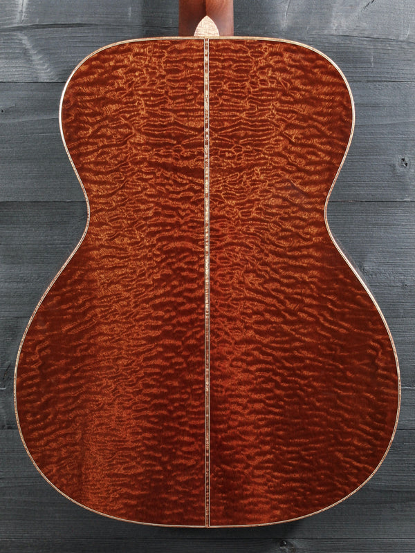 Santa Cruz Guitar Company Custom OM Quilted Sapele / Moon Spruce