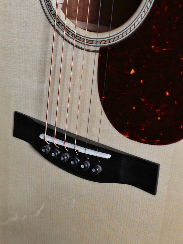 Santa Cruz Guitar Company Custom OM Quilted Sapele / Moon Spruce