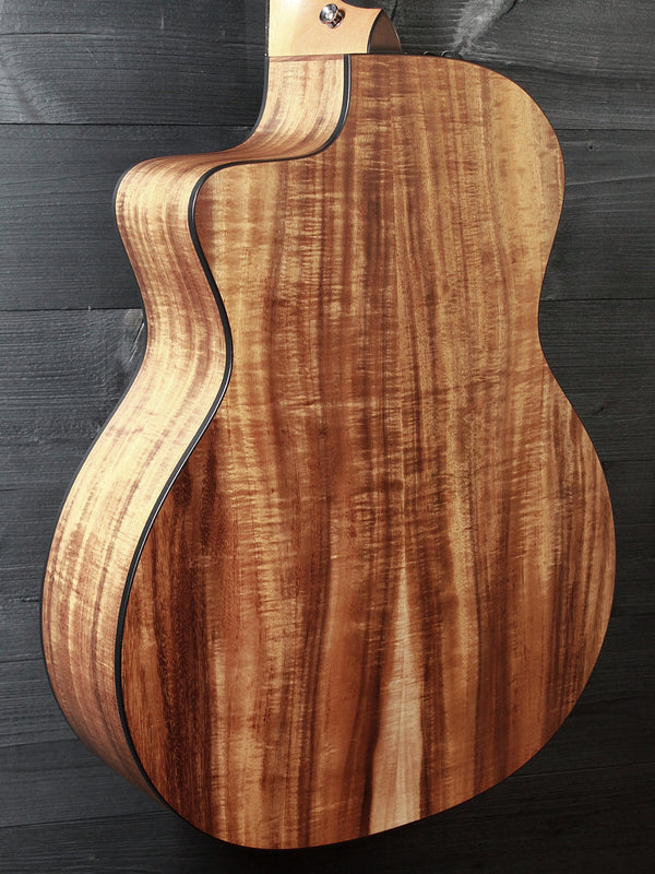 Taylor Custom 224ce K-DLX - Koa Deluxe Natural Matte Finish Acoustic-Electric Guitar