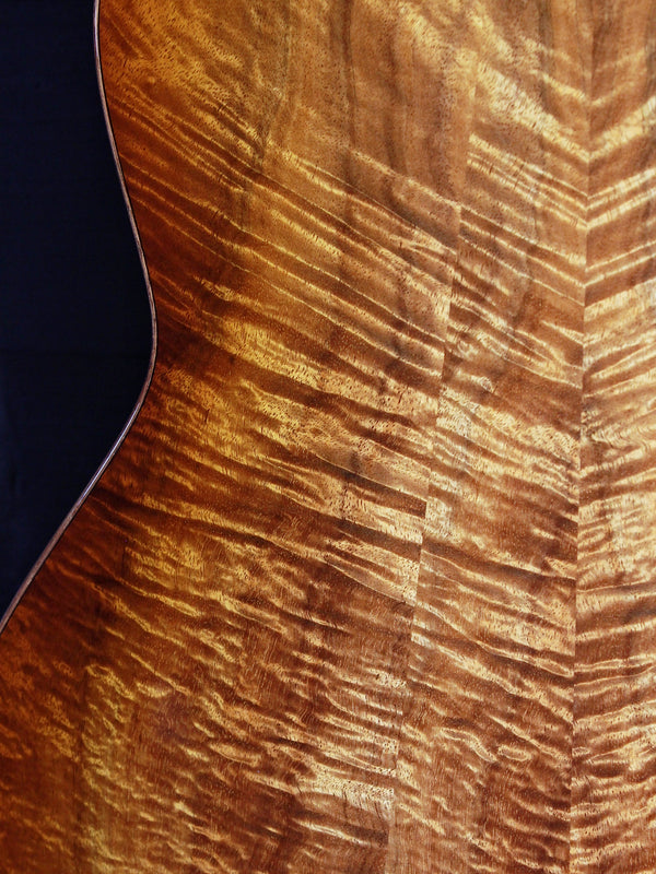 Taylor Custom Grand Theater #15 C11e B4015 Sinker Redwood / AA Koa Guitar
