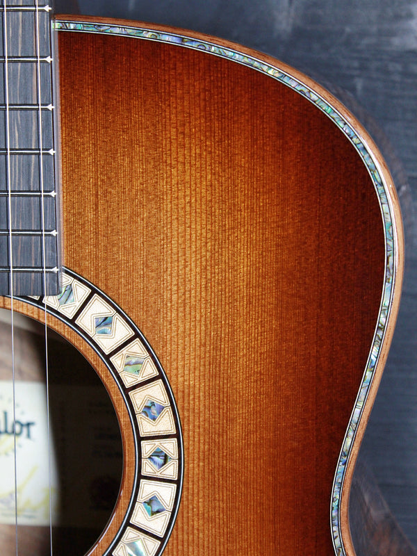 Taylor Custom Grand Theater #15 C11e B4015 Sinker Redwood / AA Koa Guitar