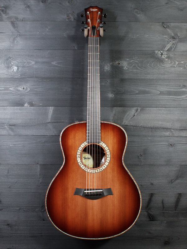 Taylor Custom Grand Theater #15 C11e B4015 Sinker Redwood / AA Koa Guitar