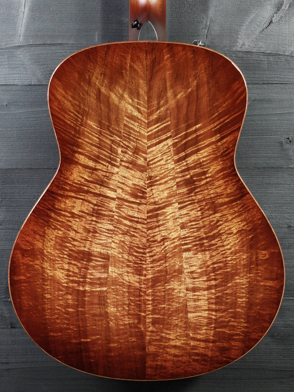 Taylor Custom Grand Theater #15 C11e B4015 Sinker Redwood / AA Koa Guitar
