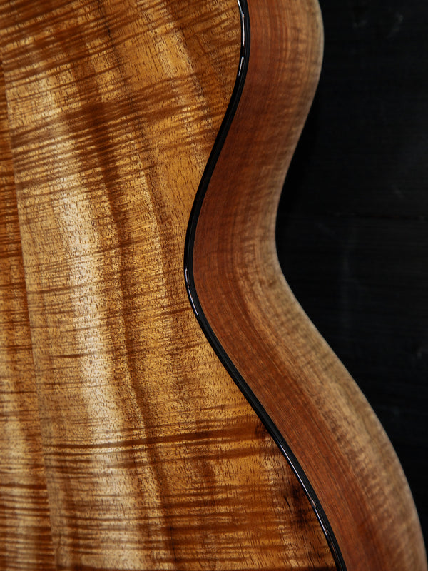 Taylor Custom Grand Auditorium Hand-Selected Premium Grade Koa Acoustic Guitar