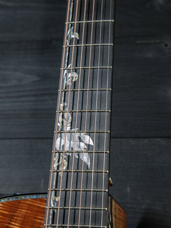 Taylor Custom Grand Auditorium Hand-Selected Premium Grade Koa Acoustic Guitar