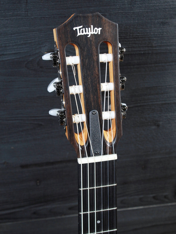 Taylor 112ce N Nylon String Sapele / Spruce Grand Concert Demo Acoustic-Electric