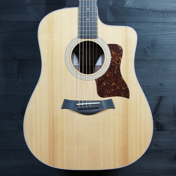 Taylor 210ce Walnut / Spruce Demo Model Dreadnought Guitar - ES2 Electronics