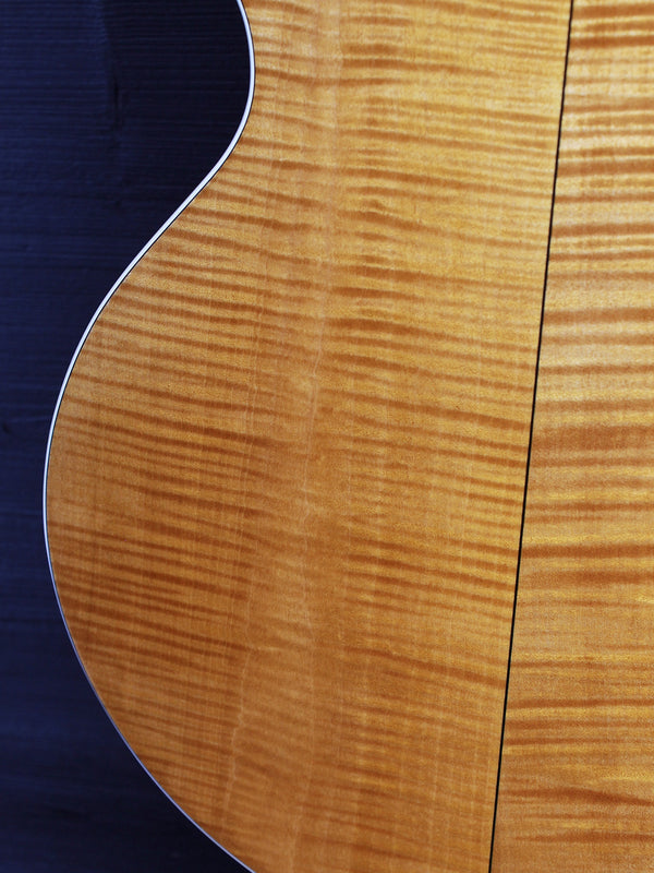 Pre-Owned Taylor 655e 12-String Maple Jumbo Acoustic-Electric Guitar