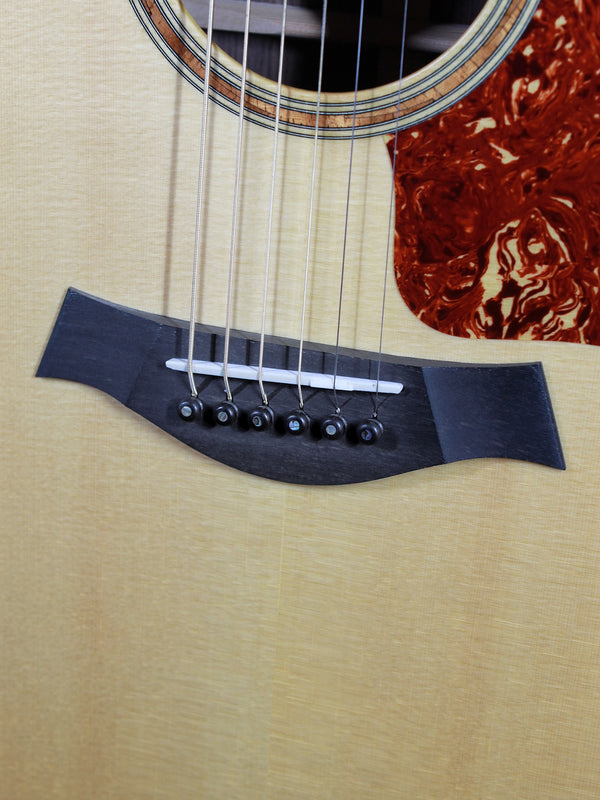 Pre-Owned Taylor 710ce L9 Limited Edition Short Scale Rosewood Dreadnought c.2004