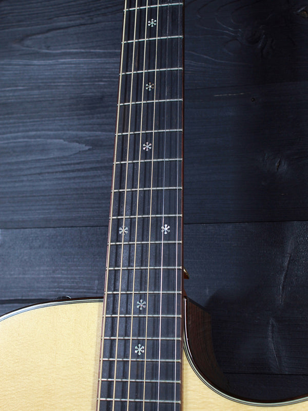 Pre-Owned Taylor 710ce L9 Limited Edition Short Scale Rosewood Dreadnought c.2004