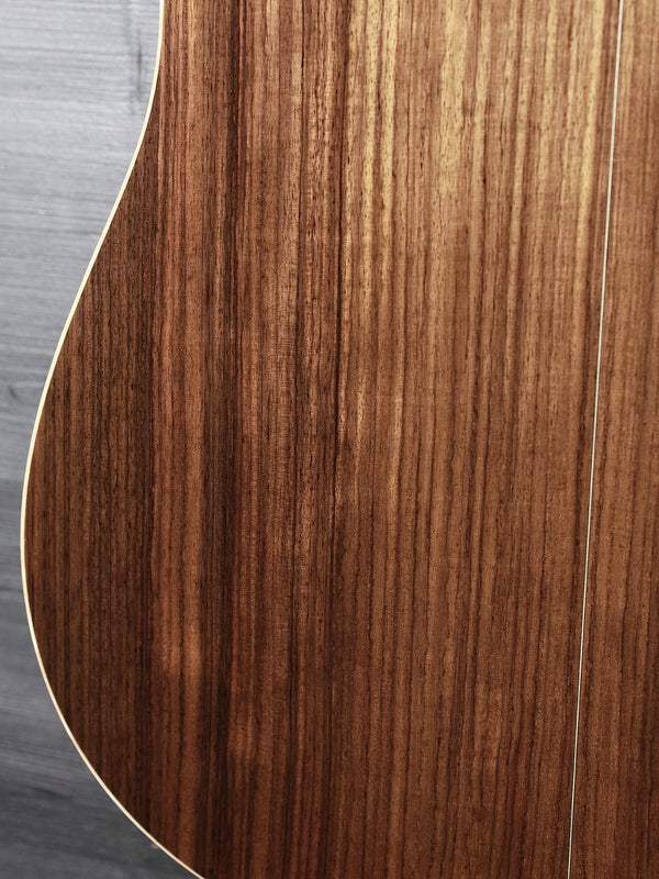 Pre-Owned Taylor 810ce Rosewood / Spruce Dreadnought Acoustic-Electric Guitar c.2013