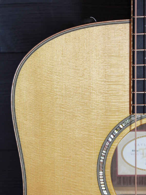 Pre-Owned Taylor 810ce Rosewood / Spruce Dreadnought Acoustic-Electric Guitar c.2013