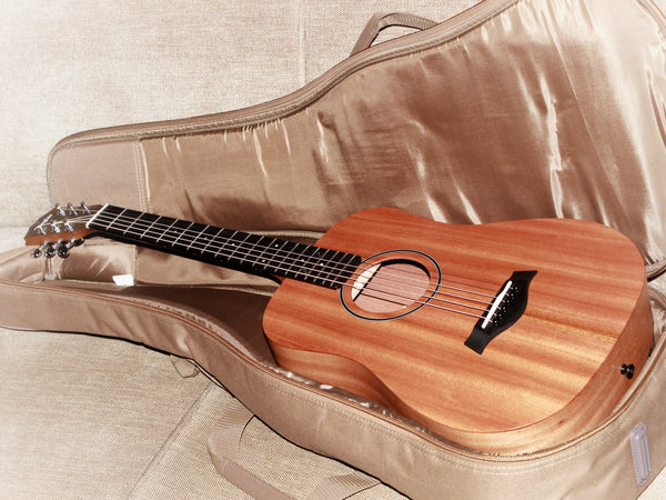 Taylor BT2 Baby Taylor Mahogany Top w/ Travel Bag