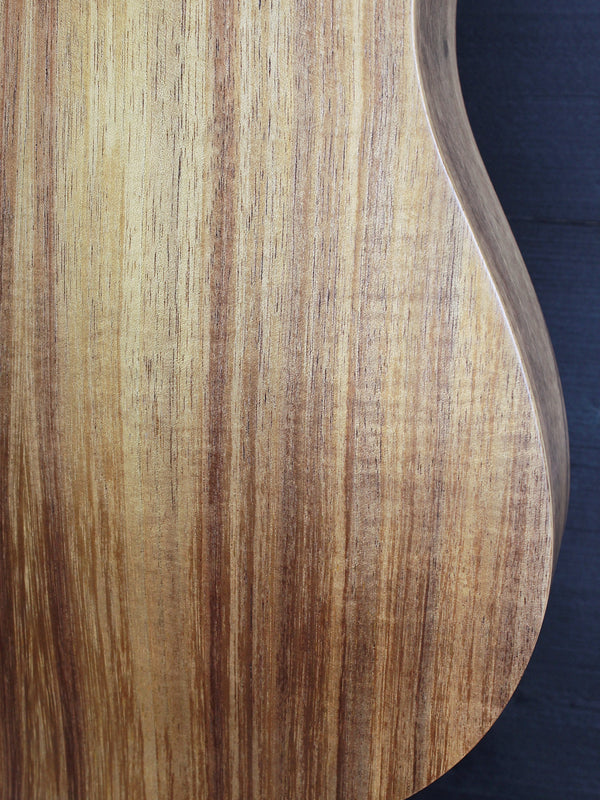 Taylor BTe Koa Baby Taylor Acoustic Guitar w/ ES-B Electronics