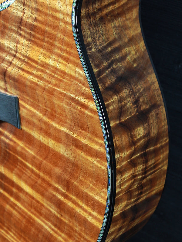 Taylor Custom Grand Auditorium Hand-Selected Premium Grade Koa Acoustic Guitar