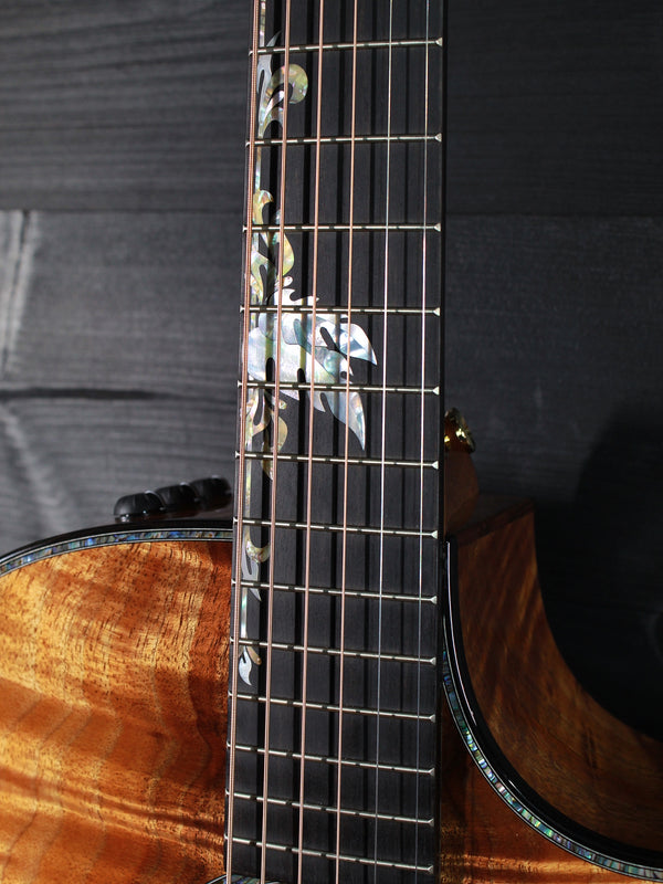 Taylor Custom Grand Auditorium Hand-Selected Premium Grade Koa Acoustic Guitar