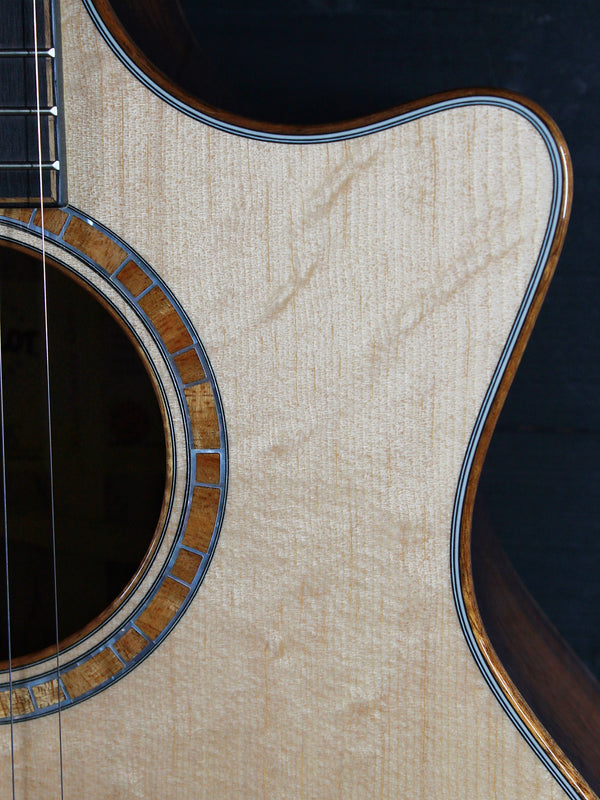Taylor Custom #36 NAMM 2025 C14ce B5036 The Bengal-Grand Auditorium, Bearclaw Sitka Spruce/Tiger Myrtle