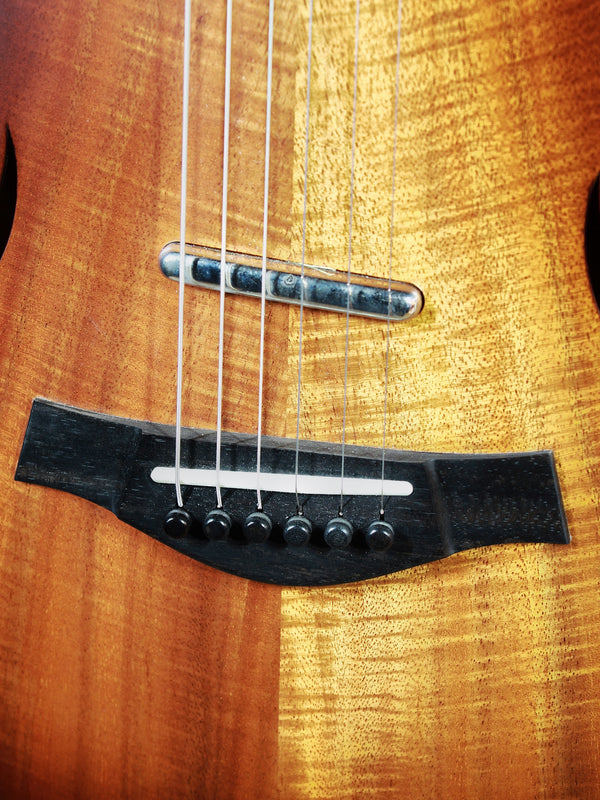 Pre-Owned Taylor T5z Classic Koa Top Hollowbody Hybrid w/ Hardshell Case