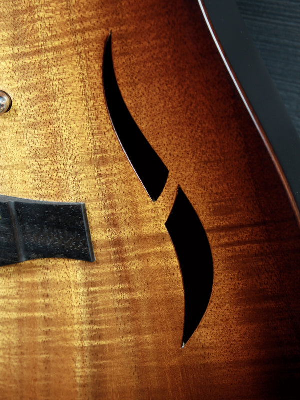 Pre-Owned Taylor T5z Classic Koa Top Hollowbody Hybrid w/ Hardshell Case