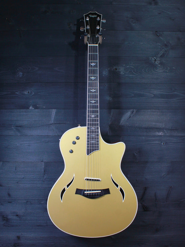 Pre-Owned Taylor T5 Aztec Gold Hybrid Acoustic-Electric Hybrid Guitar