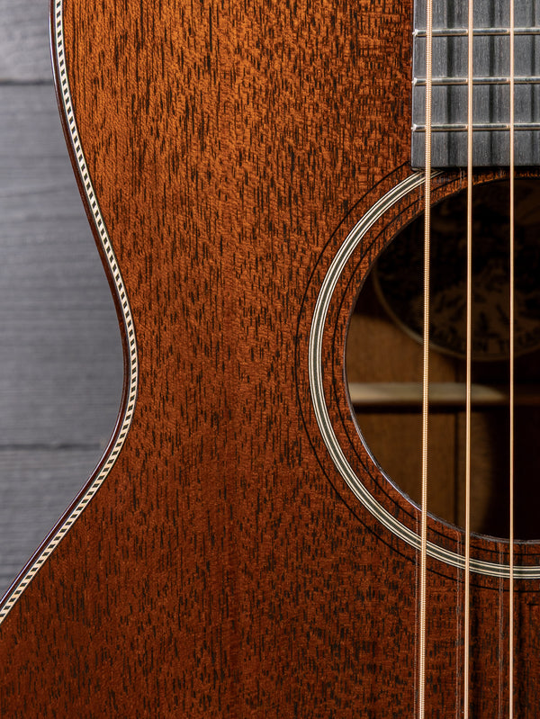 Pre-Owned Collings 001 MH All Mahogany Acoustic Guitar c.2013