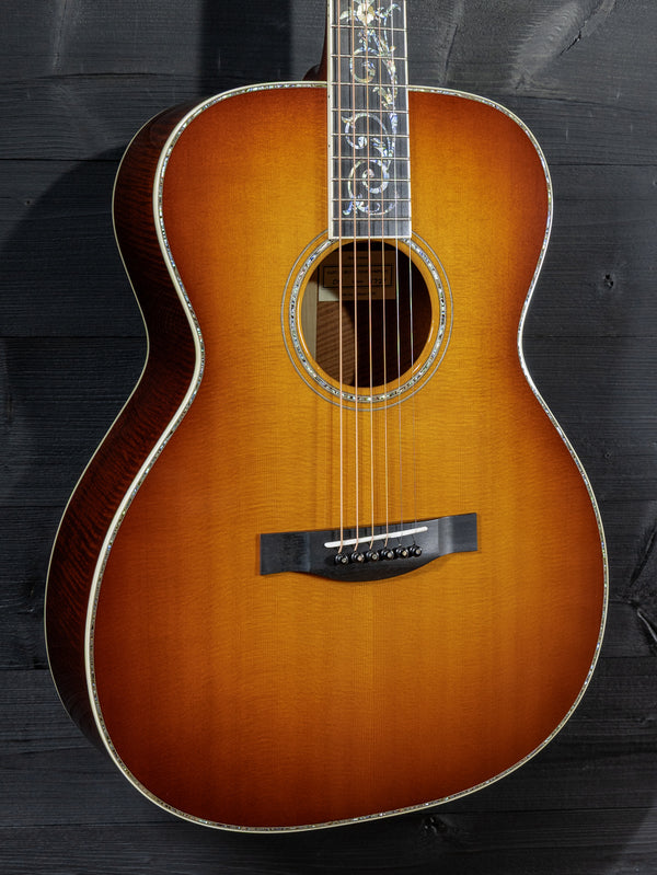 Custom Santa Cruz OM Fiddleback Mahogany / Old Growth Sitka Pre-Owned