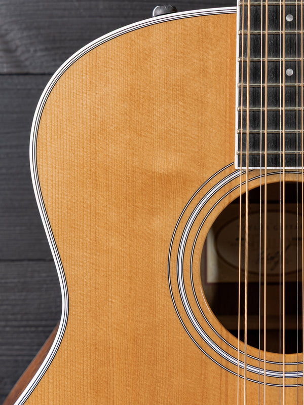 Pre-Owned Taylor 458E 12-String Ovangkol / Spruce Acoustic-Electric Guitar