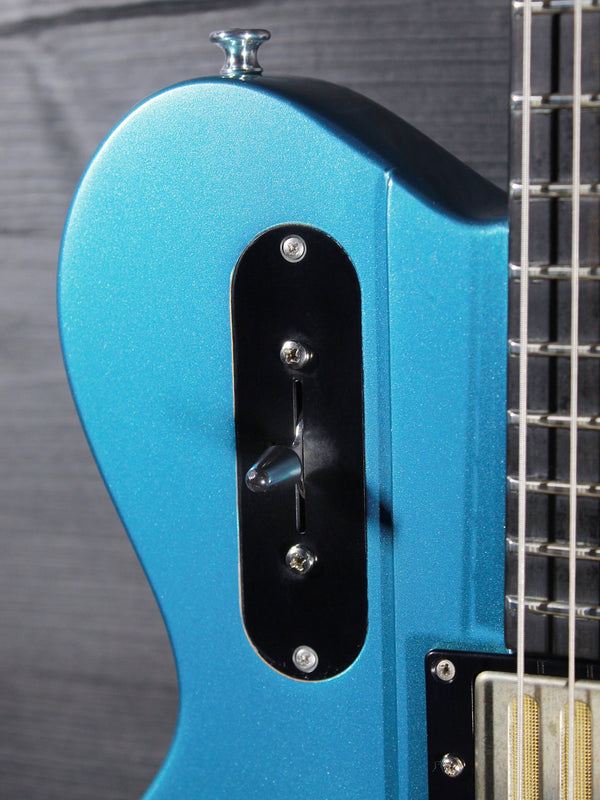 Eastman Juliet LA Electric Guitar – Lightweight Offset | Premium Tone & Style - Celestine Blue